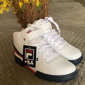 Fila size 4